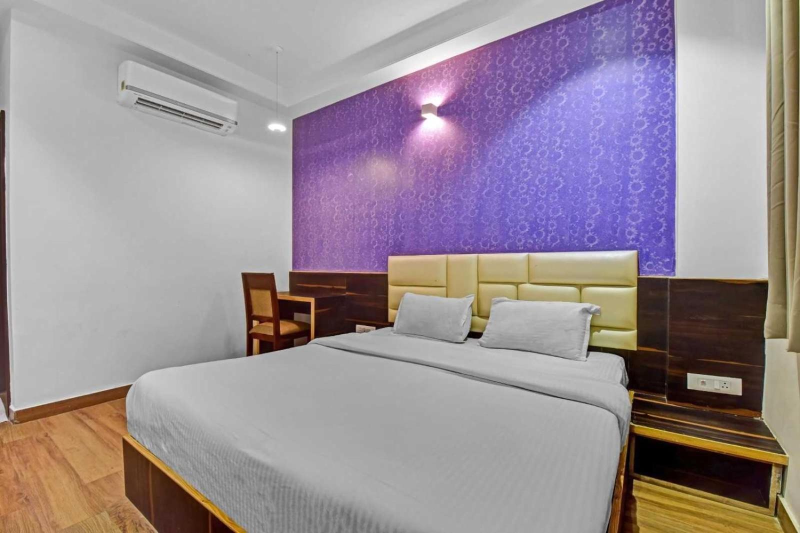 Collection O Hotel Karma Inn Dzsaipur Kültér fotó